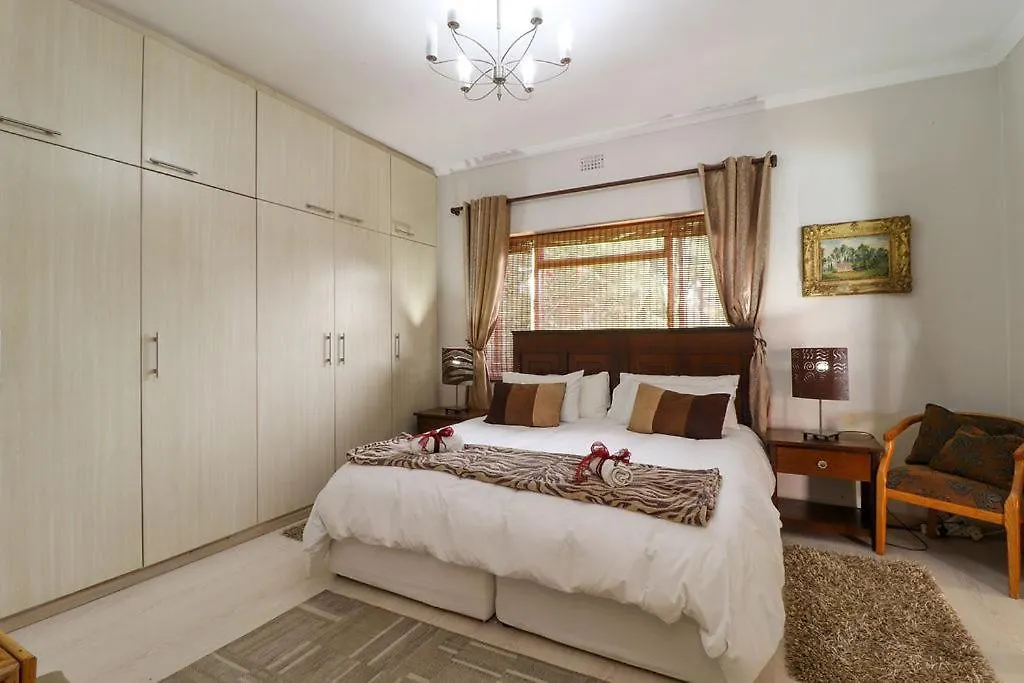 Konukevi Pelican Place Guest Cottages Durbanville