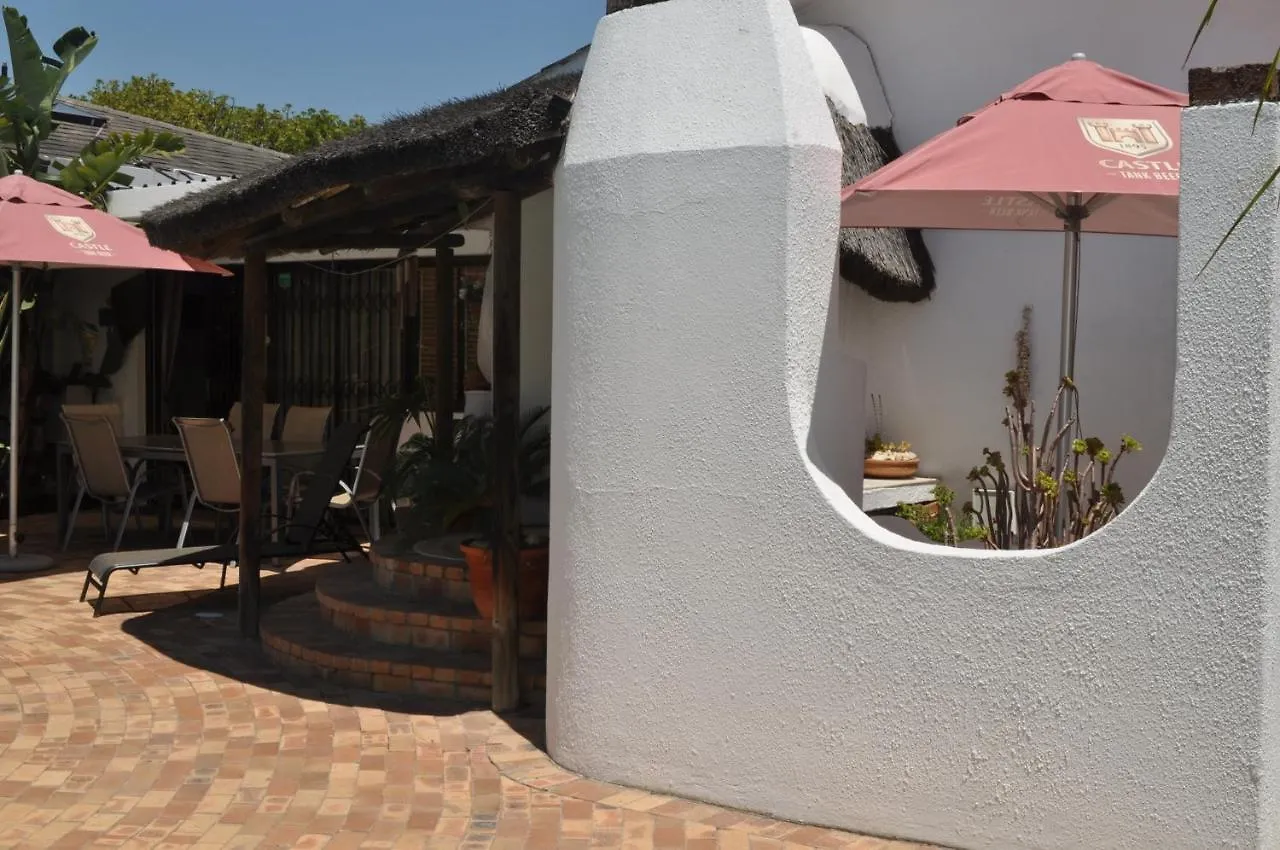 Konukevi Pelican Place Guest Cottages Durbanville