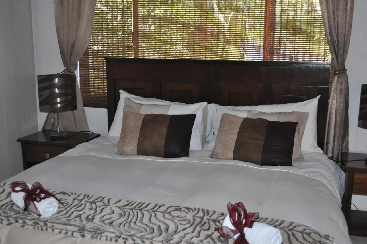 Konukevi Pelican Place Guest Cottages Durbanville