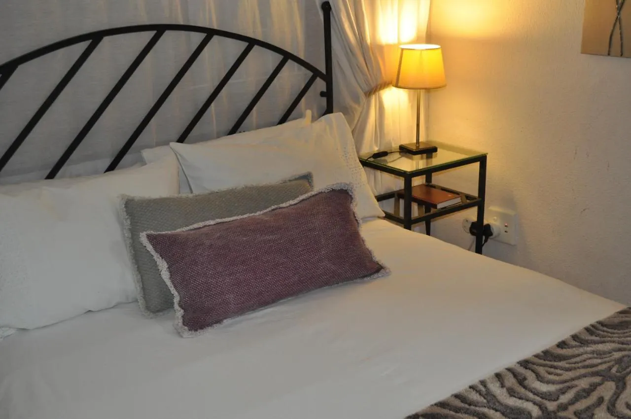 Pelican Place Guest Cottages Durbanville